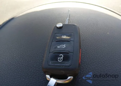 2013 Volkswagen Tiguan Se from USA, damaged, VIN WVGAV3AX9DW608505